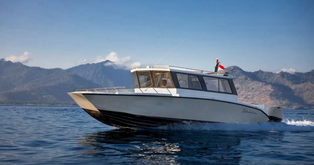 Private Boat Charter Bali to Gili Island & Senggigi Lombok (10 Pax)